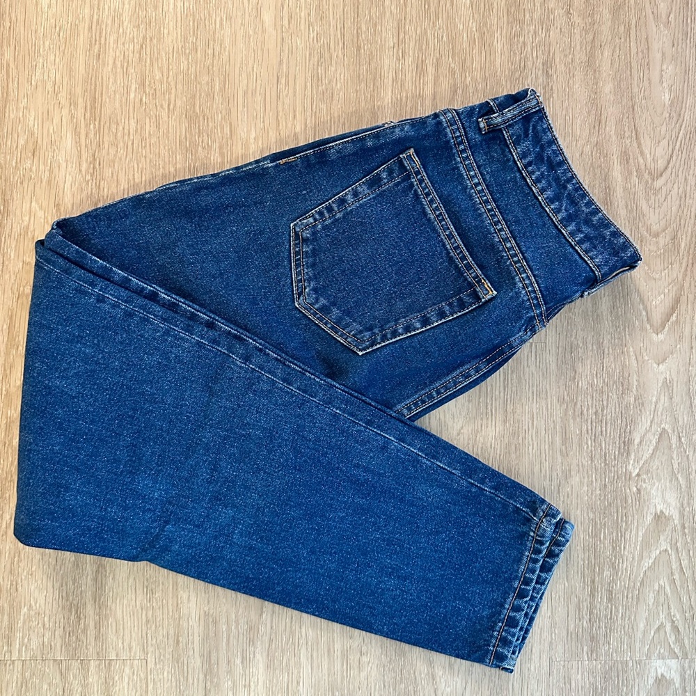ZARA MOM FIT jeans